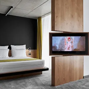 Ξενοδοχείο με διαμερίσματα Adella Boutique - Free Secured Parking, Σόφια