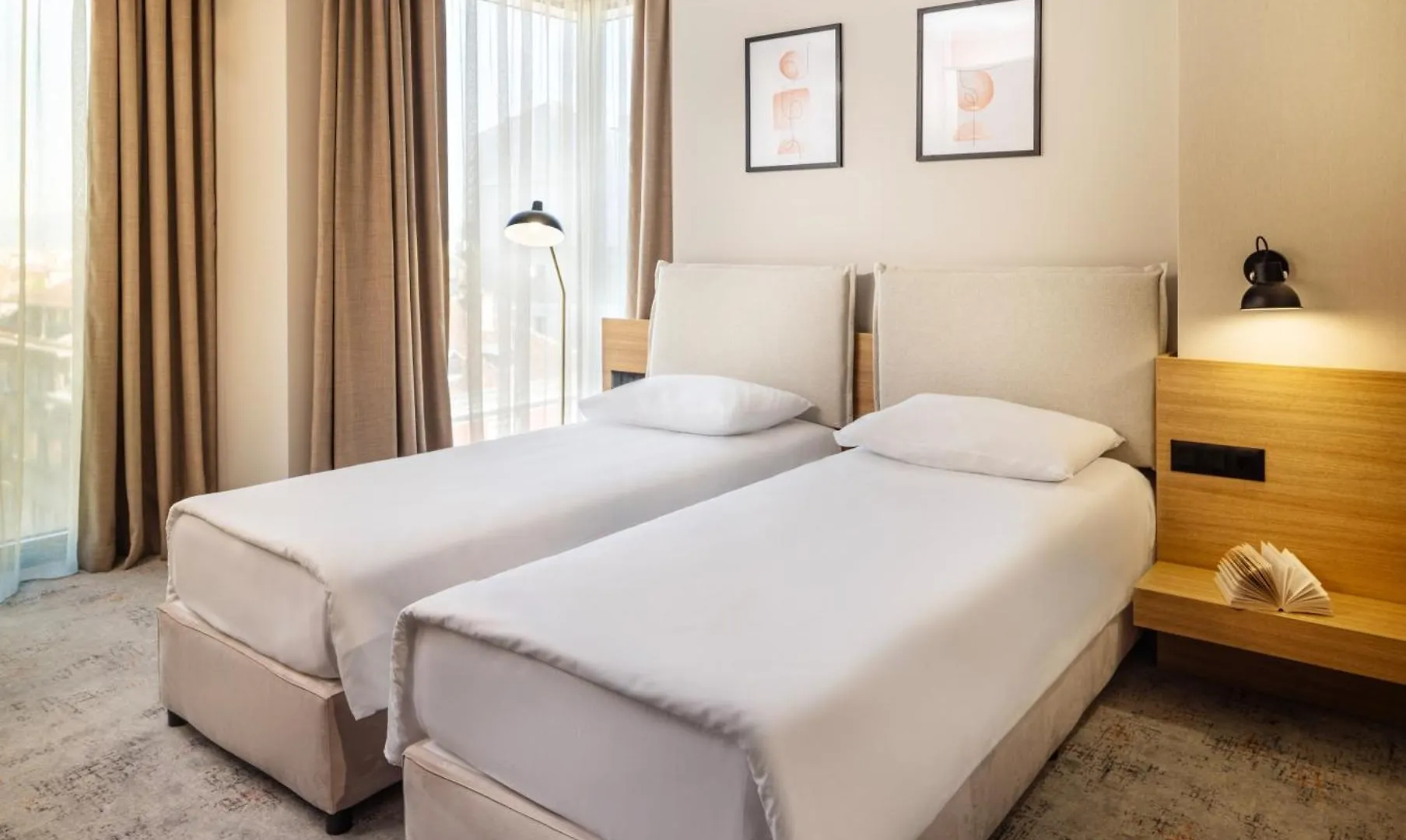 B1 Downtown Hotel Sofya 3*,